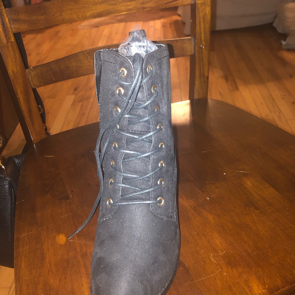 Black booties - Picture 3 of 4